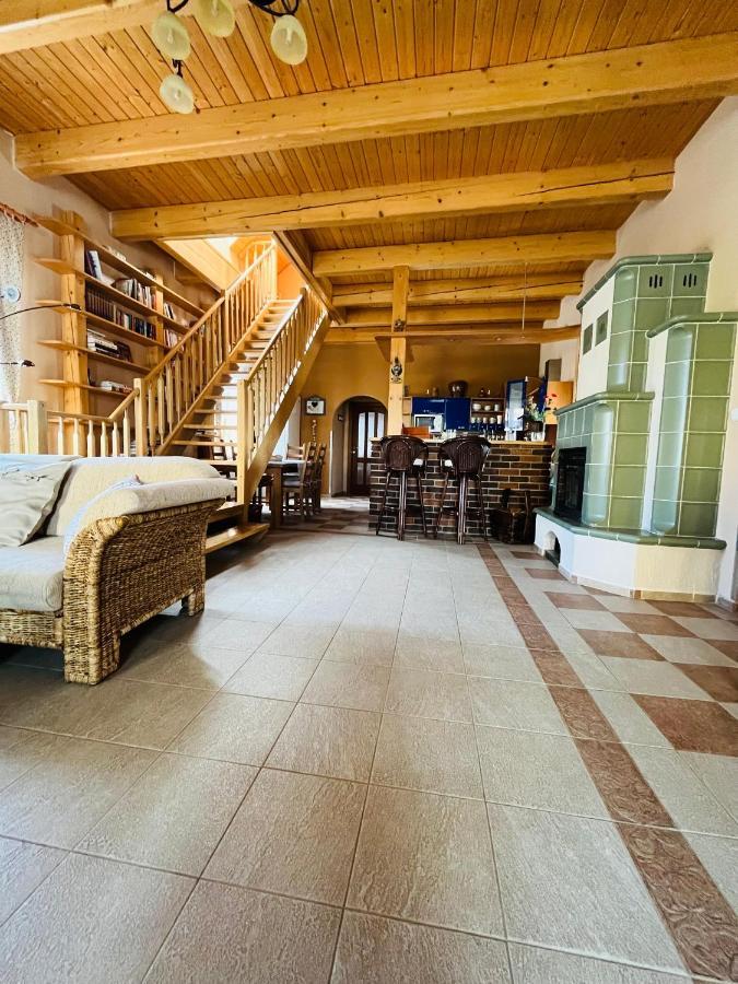 Apartman U Smrku Двур-Кралове-над-Лабем Экстерьер фото